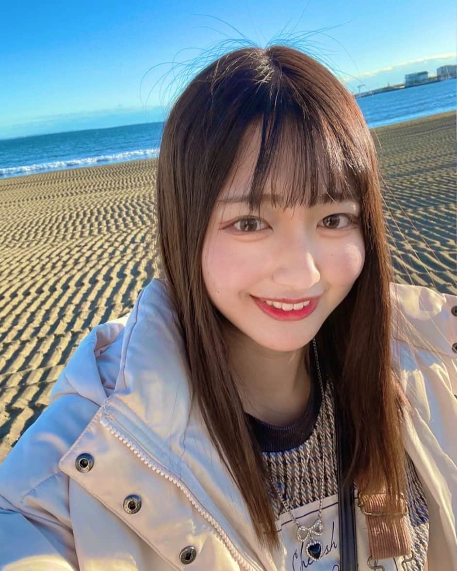 髙橋莉瑚さんのインスタグラム写真 - (髙橋莉瑚Instagram)「海は癒しだよね」12月22日 20時46分 - rikorin_0927