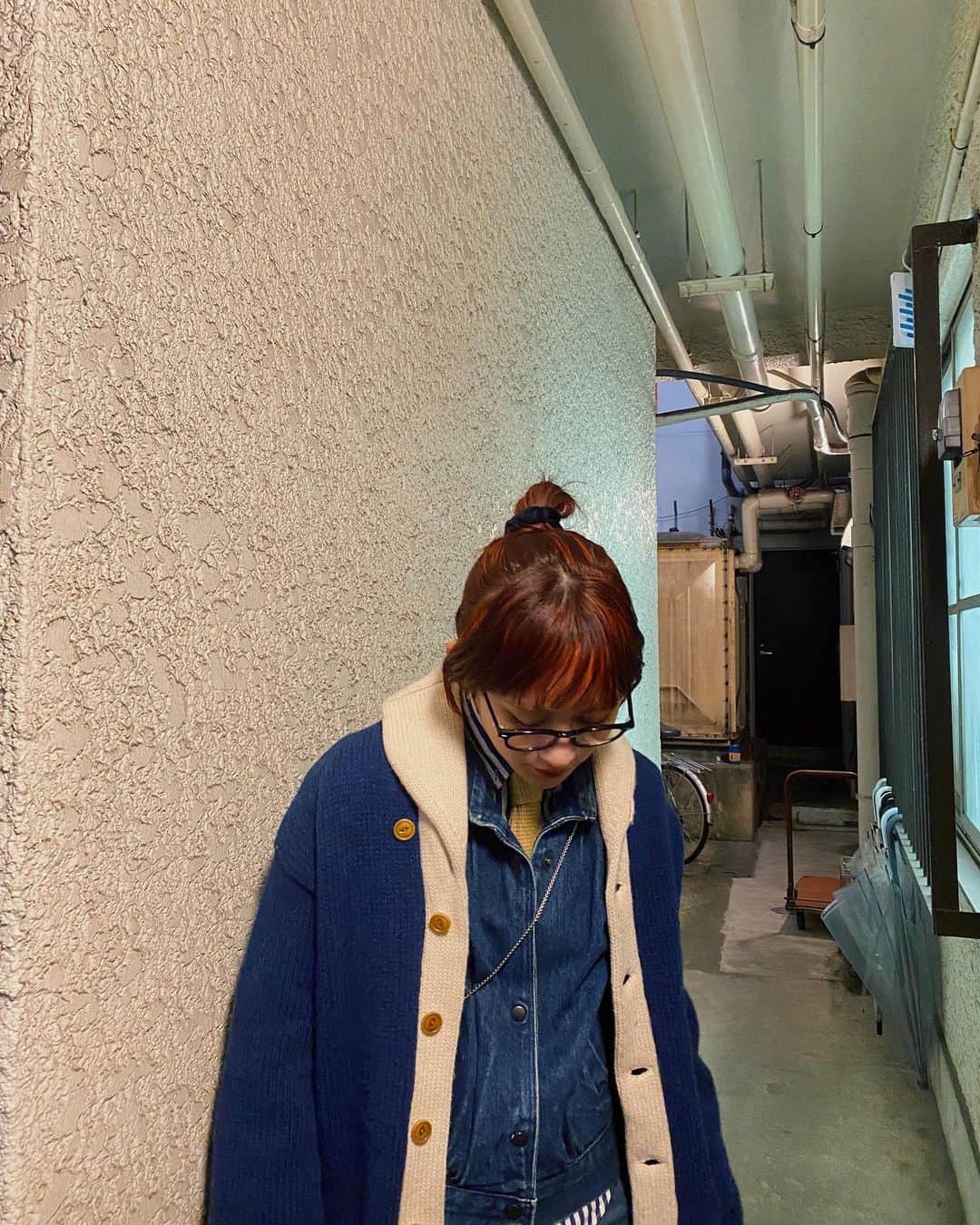 佐々木莉佳子さんのインスタグラム写真 - (佐々木莉佳子Instagram)「・  🍊🐺🫶🏻💞  冬にもなりましたので ウルフと前髪を復活させてみました  そしてオレンジちゃんにもなりました🍊  2022年は新しい自分に出逢えた年になり 幸せだったなあ〜…と思っています、☺︎  #ささきのふく」12月22日 21時58分 - rikako_sasaki.official