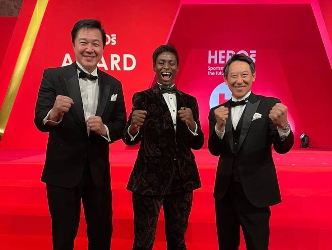 馬瓜エブリンさんのインスタグラム写真 - (馬瓜エブリンInstagram)「HEROs AWARD 2022  こうやって素敵なアスリートの皆さんにお会いすると、スポーツっていいなー！と思います！！🫱🏾‍🫲🏼✨  スポーツの持つ力を持続的に、提供し続ける！  それを体現してくださる皆さん、、尊敬です！！ ありがとうございました！☺️  #HEROs #スポーツ」12月22日 22時06分 - evelyn_mawuli