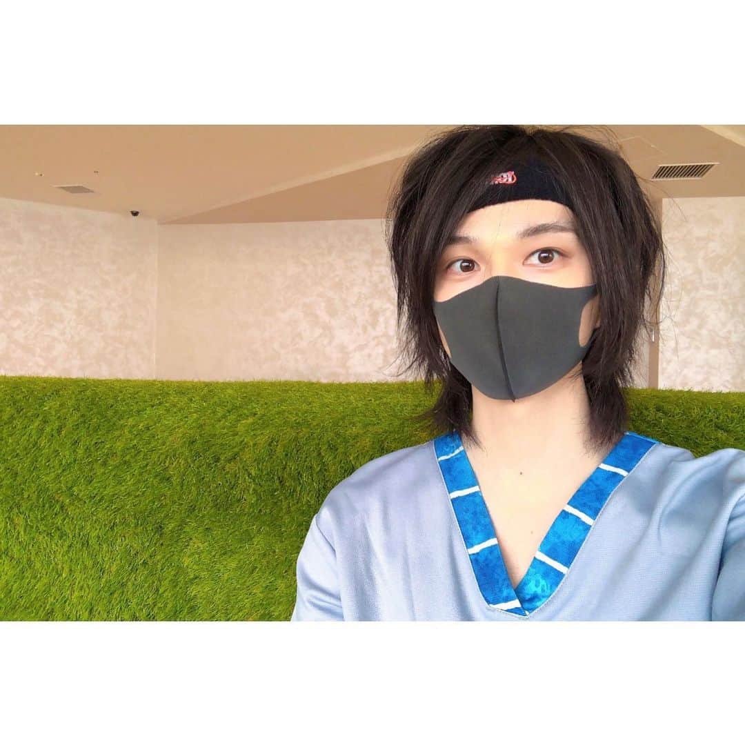 水谷駿さんのインスタグラム写真 - (水谷駿Instagram)「. ぼっちで熱海合宿してきました！ 観光じゃなくて詰め作業のためのワーケーションだったんだけど、温泉気持ちよかったし、楽曲制作も捗ったし、最高だったなあ！  #熱海 #atami #温泉  #温泉旅行  #スパ #リゾート #fuua #熱海後楽園ホテル #ワーケーション #ワーケーションリゾート #ぼっち旅  #ひとり旅 #熱海旅行 #熱海グルメ #熱海温泉 #熱海観光  #旅行好きな人と繋がりたい  #ぼっち」12月22日 23時17分 - shunmizutani_official