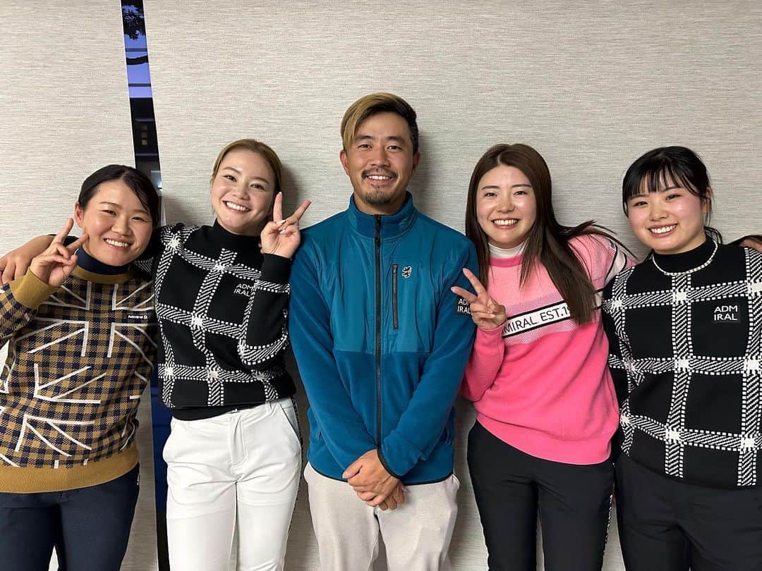 山路晶のインスタグラム：「. アドミラルカップ🏆 5人揃うの初だったんだって👭🧍‍♂️👭 めちゃめちゃ楽しかったなー . @morimihooo さんとも ちゃんとした写真撮りたかった🥹🫶笑 . #admiral #admiralcup #yamani #1217 #1218」