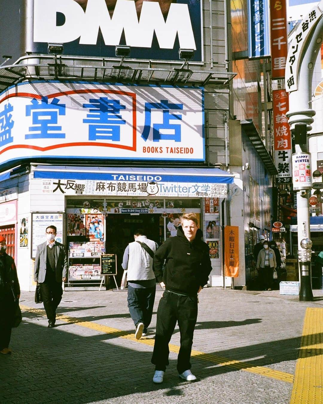 パトリック・ギブソンさんのインスタグラム写真 - (パトリック・ギブソンInstagram)「Tokyo 🌸☺️」12月23日 7時45分 - paddygibson