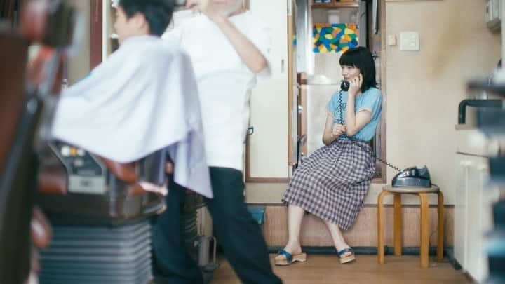 濱田英明のインスタグラム：「August for @quruli_official, 2022 #くるり #八月は僕の名前 #小松菜奈   Starring : Nana Komatsu Cast : Aoi Takahashi, Yoshikazu Saito  1st Camera Assistant : Ken Yamamura 2nd Camera Assistant : Tatsuya Yokoyama Gaffer : Naoto Tanoue 1st Lighting Assistant : Yo Kumekawa 2nd Lighting Assistant : Akihiko Murata Offline Editor : Mina Kakihara Online Editor : Tomoya Yamamoto Hair & make up : Mai Ozawa Stylist : Chie Ninomiya Colorist : Yoshiyuki Nishida (Artone Film) Title Design : Midori Hirota (KANTARO)  Director&Cinematographer : Hideaki Hamada  Production Manager : Yua Obayashi (isai Inc.) Production Staff : Masataka Kanamitsu / Atsushi Hiraki (isai Inc.) Producer : Takuma Moriya / Keita Watanabe (isai Inc.) Production : isai Inc.」