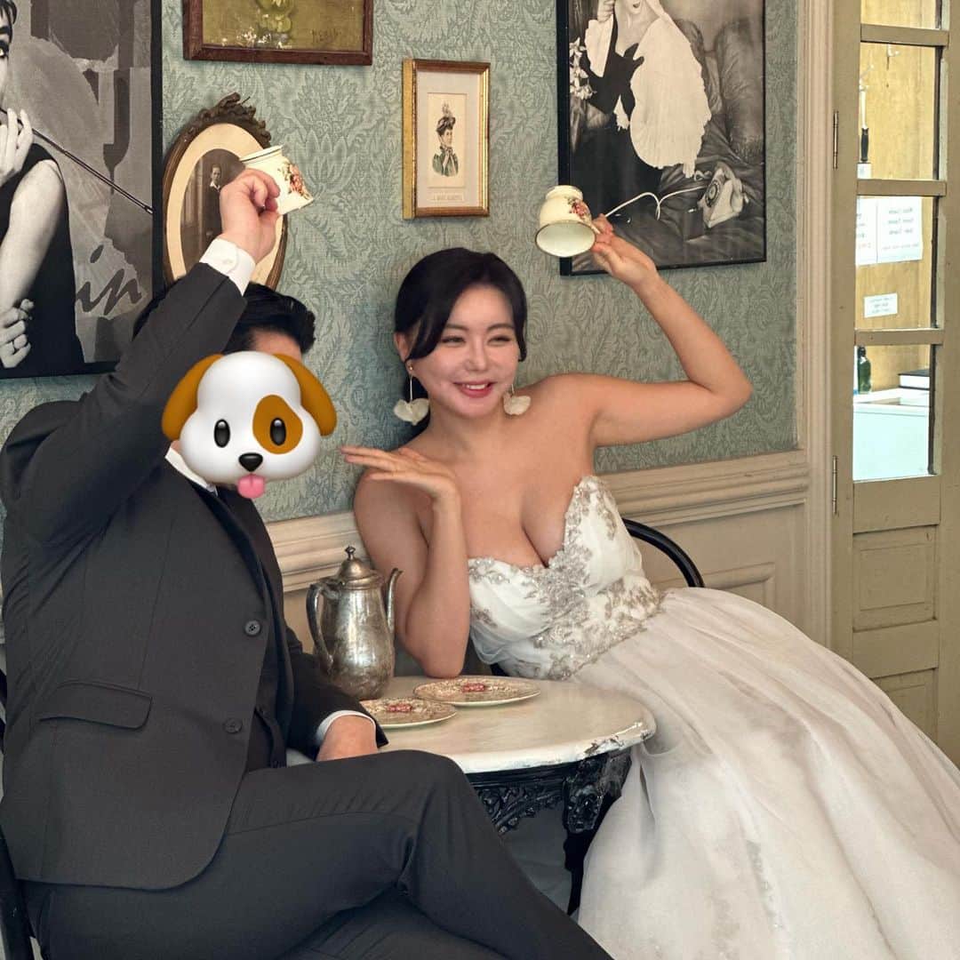 リュ・ジヘのインスタグラム：「떨려요..내일 식장 오시는 분들 예쁘게 봐주세요..♥️ 눈 길 조심 하시구요  #결혼식 #대구 #1시」