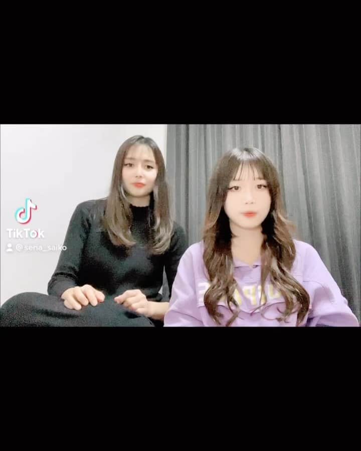 西田美保のインスタグラム：「@aimi.0314_  初エクステ🥰　 もう少しでクリスマス🎄✨💓 #christmas  #2022#親子」