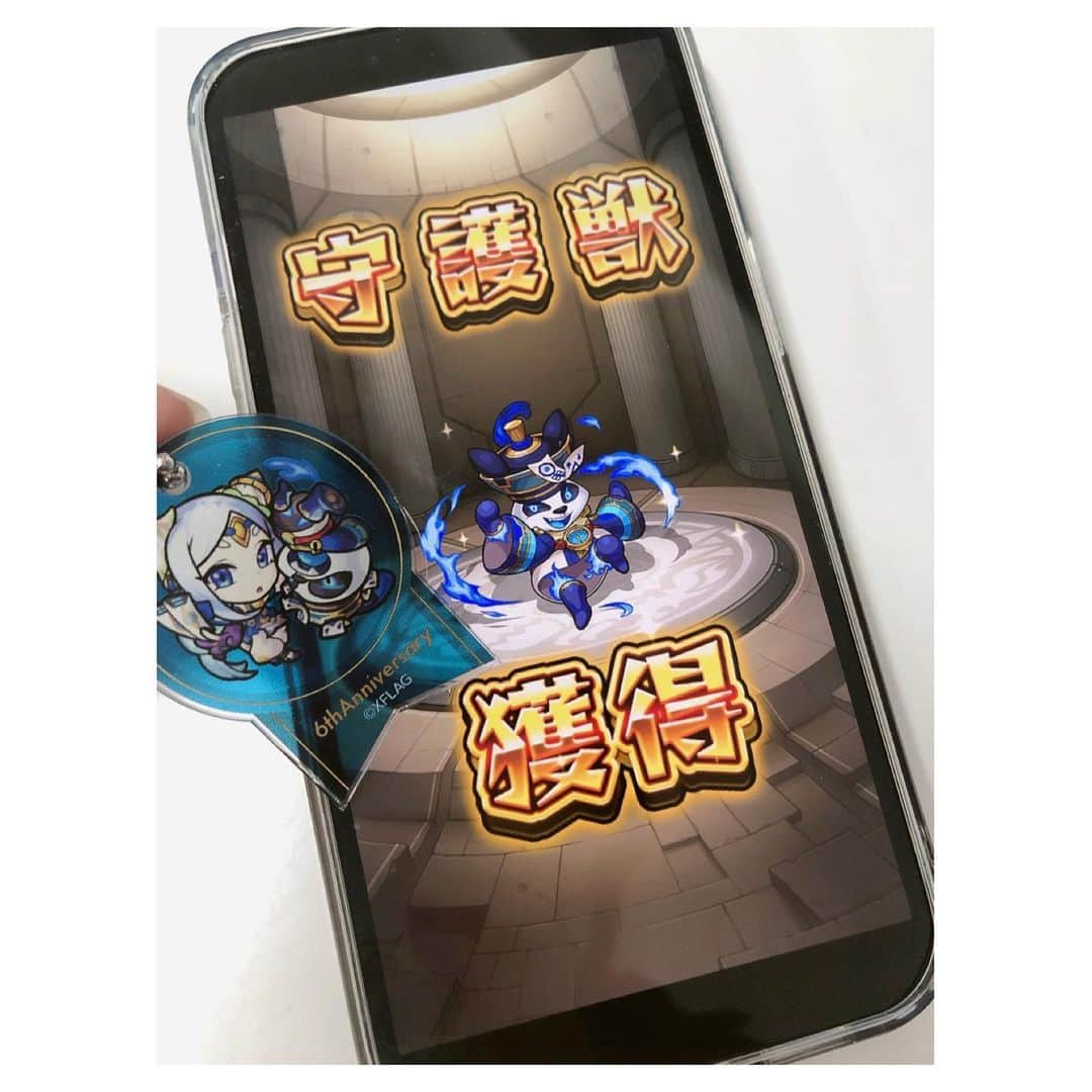 國分優香里のインスタグラム：「★  【出演情報】 モンスターストライクにて、フォンフォンのCVを担当させて頂きました🎙  新たな守護獣です！ 是非…！！GETして下さいね🐼✨  私もがんばって育てるぞ〜💪🔥  今年も残り僅かですが、年末年始もモンストで盛り上がって行きましょう🙋‍♀️  #モンスト #フォンフォン」