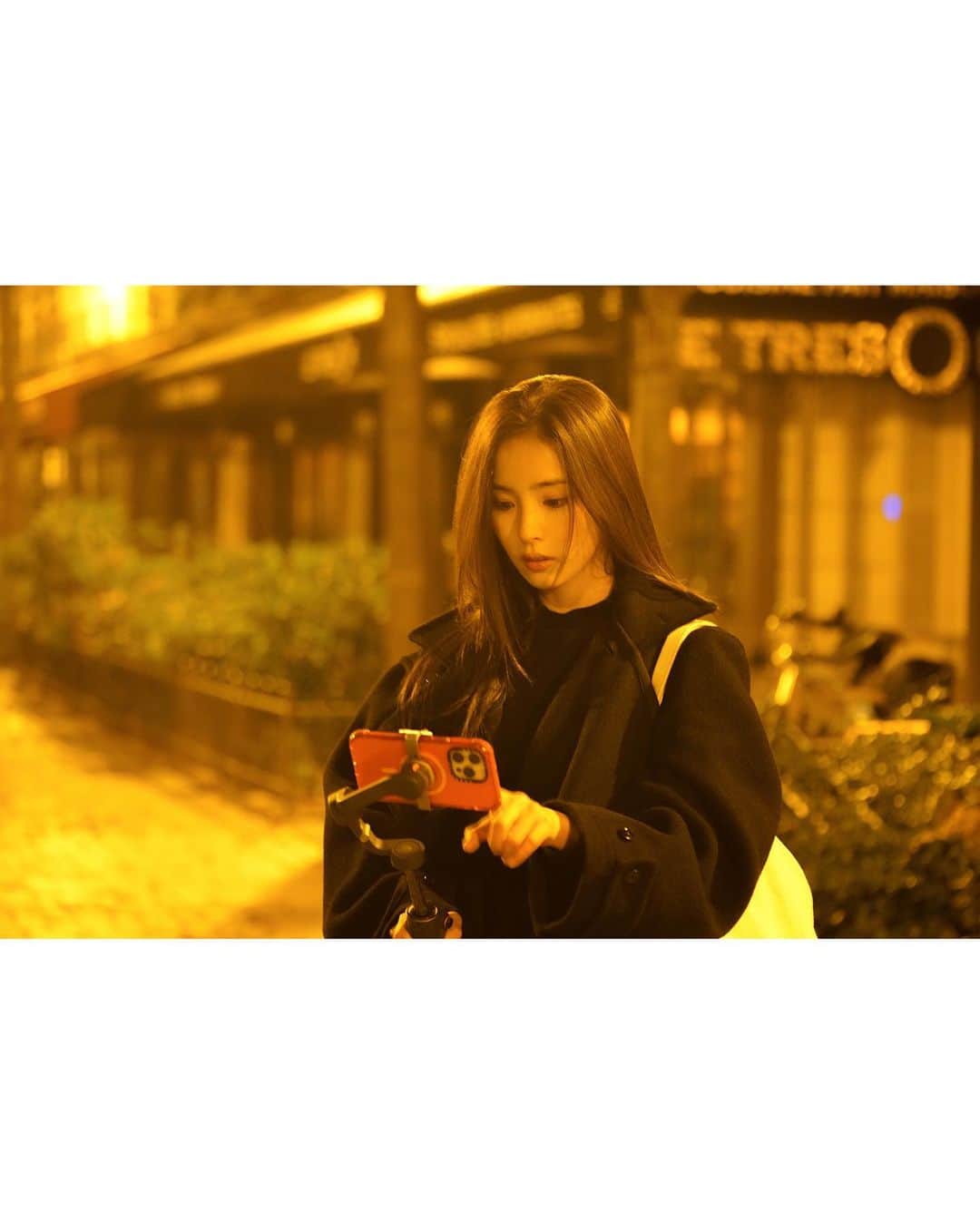 シン・セギョンのインスタグラム：「사진 넘 좋아서 피드에 기록하기🌝 ⠀ 📷by @_shimynam」