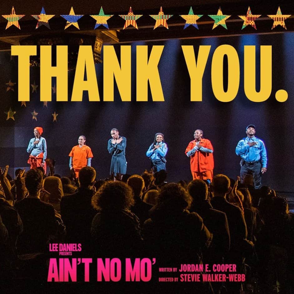 サラ・ラミレスのインスタグラム：「Pic of @fednajacquet @smatesky @jordanecooper @ebonym_o @crystallucasperry @marchantdavis on the Belasco Theater stage during their bow at the end of @aintnomobway, 10 multicolored stars in a line across the top of the pic, “THANK YOU” in large yellow font above the actors’ heads,  the backs of heads and bodies of an array of audience members giving the play a much deserved standing ovation, and “Lee Daniels presents AIN’T NO MO’ written by Jordan E. Cooper directed by Stevie Walker-Webb” in bright fuchsia font along the bottom.   To the brilliant cast, crew, director @steviewalkerwebb, producers @leedaniels, @marvetbritto, @lenawaithe, and the entire producing team of @aintnomobway, thank you for your heart, your spirit, your humanity, your truth, your energy, your storytelling! @jordanecooper , there are no words but I’ve meant the ones I’ve already shared. You have made history in so many ways, not the least of which is being the youngest playwright in Broadway history. Take up all the space today, tonight, and beyond, knowing there is a large community rooting for this to not be the final destination, but rather a brief layover on the way to what’s next for #AintNoMo. As community collectively continues to work to save Aint No Mo beyond this run, I am eternally grateful for the way this work is generative and healing for so many. We need Black art to be properly supported and set up for success on Broadway and beyond. We need Black art, we need radical Black art, we need radical Black Queer art, we need this play, we need you.」