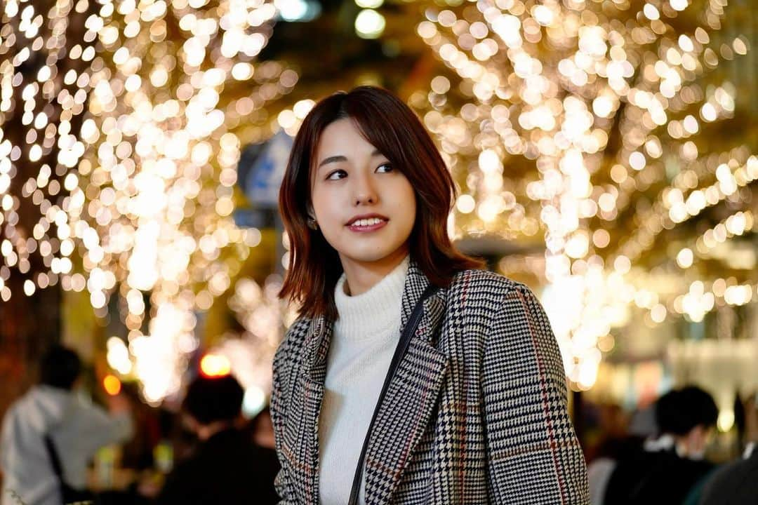 小山玲奈さんのインスタグラム写真 - (小山玲奈Instagram)「ステキなイヴの夜を。。🔔  #メリークリスマスイブ  #Xmas #丸の内イルミネーション  #東京駅」12月24日 19時01分 - reina_koyama_official