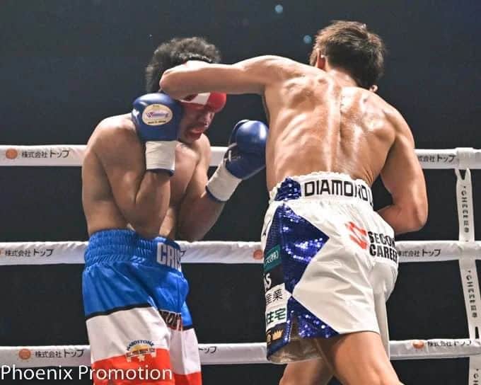 清水聡のインスタグラム：「俺の背筋ってこんなにあったんか…！ #boxing #筋肉　#背筋　#MUSCLE　#ボクシング」