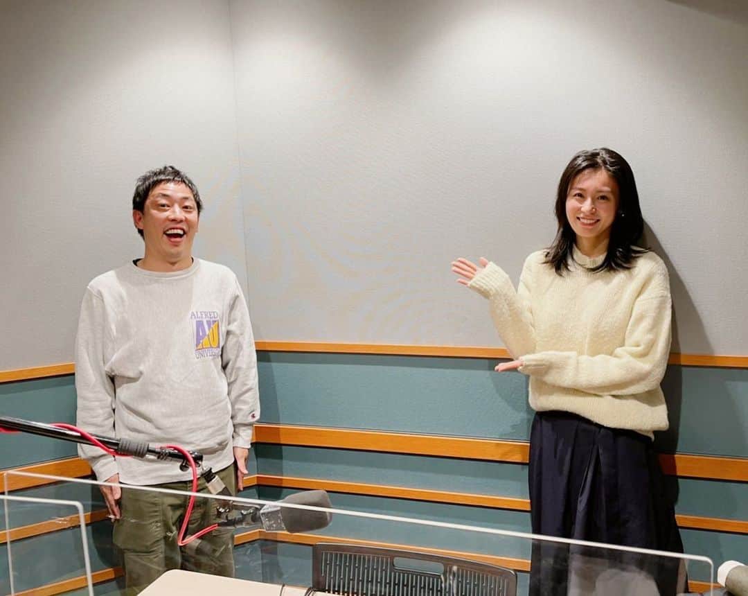 本仮屋ユイカのインスタグラム：「18:30からのTOKYO FM「三菱地所レジデンス Sparkle Life」は、先週に引き続き、さらば青春の光の森田哲也さんをお迎えします✨ ぜひお聴きください🥰」