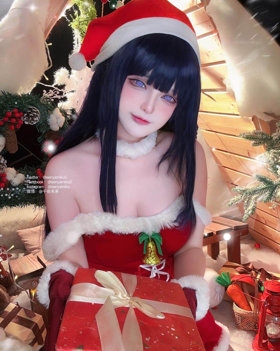 千夜未来のインスタグラム：「Merry Christmas🎄 #NARUTO #日向ヒナタ #cosplay」