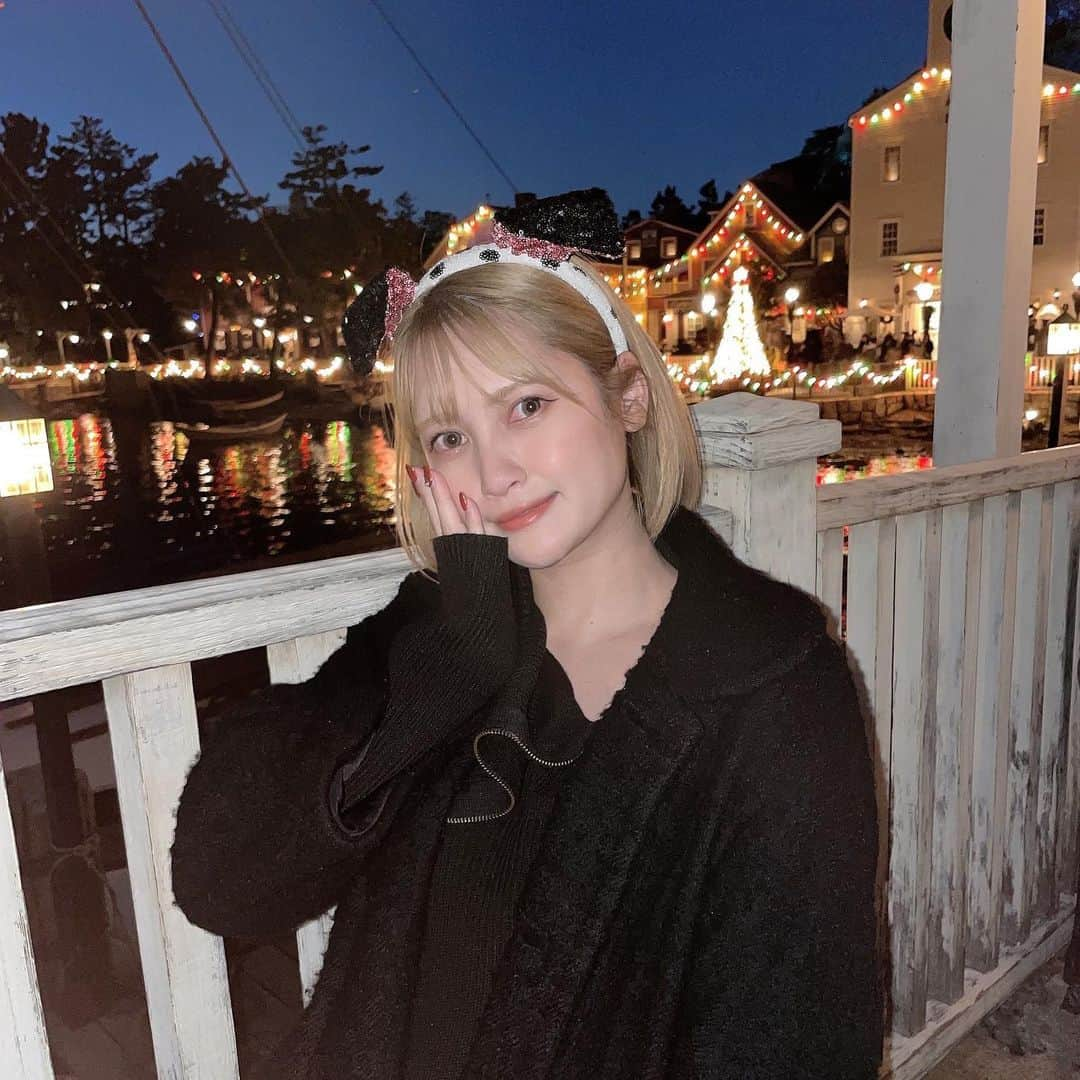 南彩夏のインスタグラム：「Merry Christmas🎄❤️ May your Christmas wishes come true! Happy Holidays❣️  #tokyodisneysea」