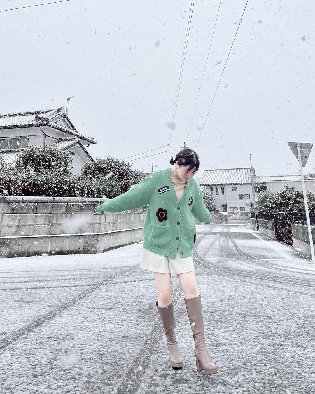 唐沢風花さんのインスタグラム写真 - (唐沢風花Instagram)「雪☃️降ったね〜🤍」12月24日 16時29分 - fuuuairy__