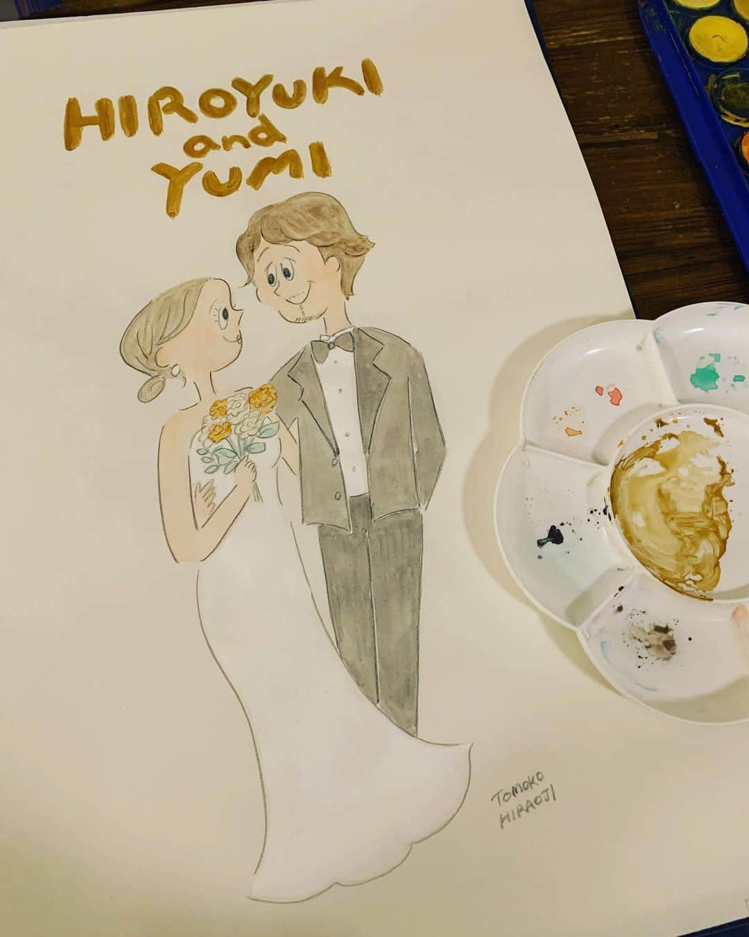 平大路 知子のインスタグラム：「姉妹で同じ時期にご結婚ということで、 お二組とも描かせていただきました。 ありがたいことに、お二人ともいつか私に描いてほしいとずっと思っていたそうで、すごく喜んでくれて私も嬉しい。 絵を姉妹でお互いにプレゼントし合っていました。 素敵な姉妹愛💘 おめでとうございます！と、描かせてくださりありがとうございました。  オーダーいただいたイラストは、なんとか年内で全てお届けできそうです。皆さま、もうしばしお待ちください🙏」
