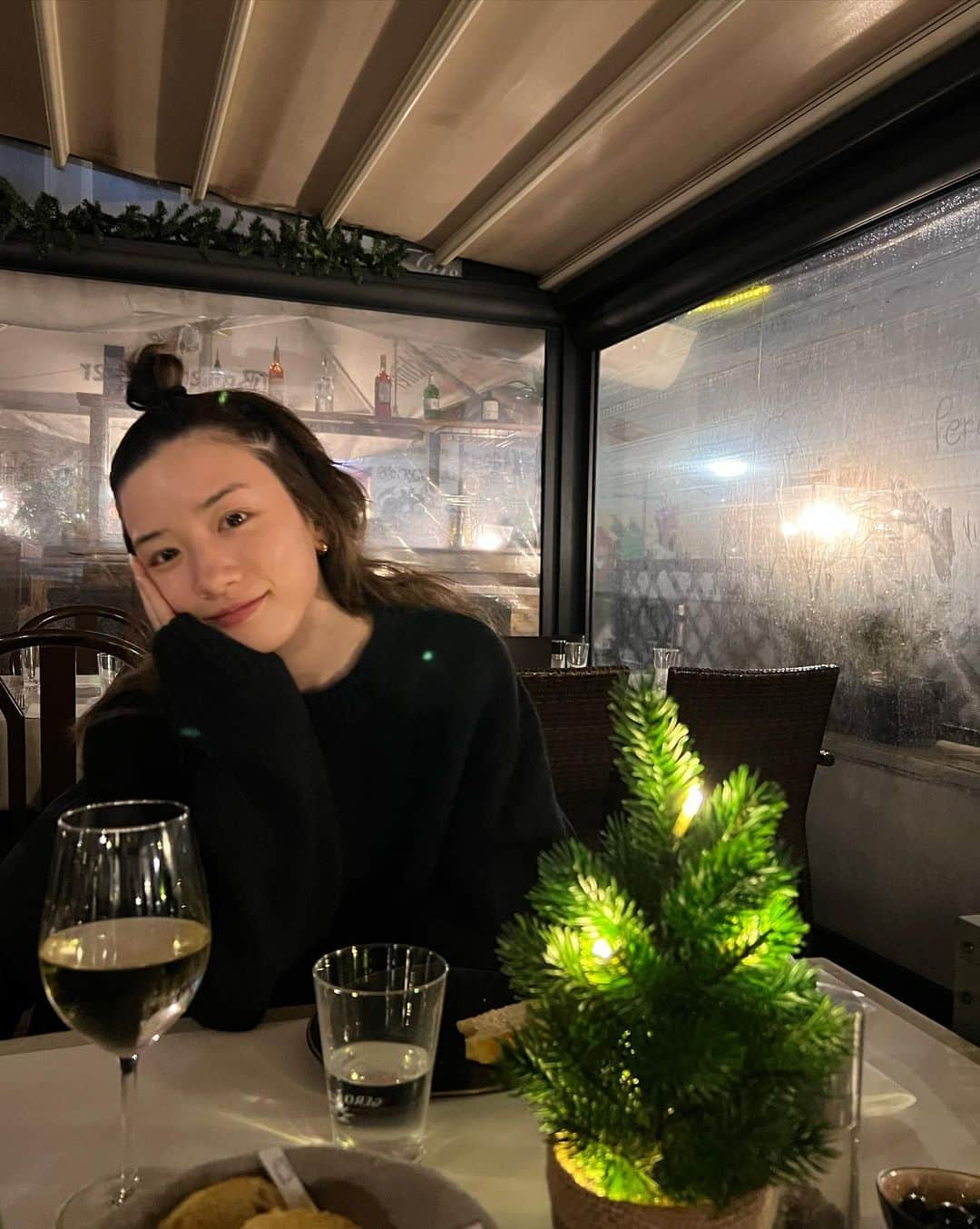 のインスタグラム：「・ メリクリイブ🎄🤍」