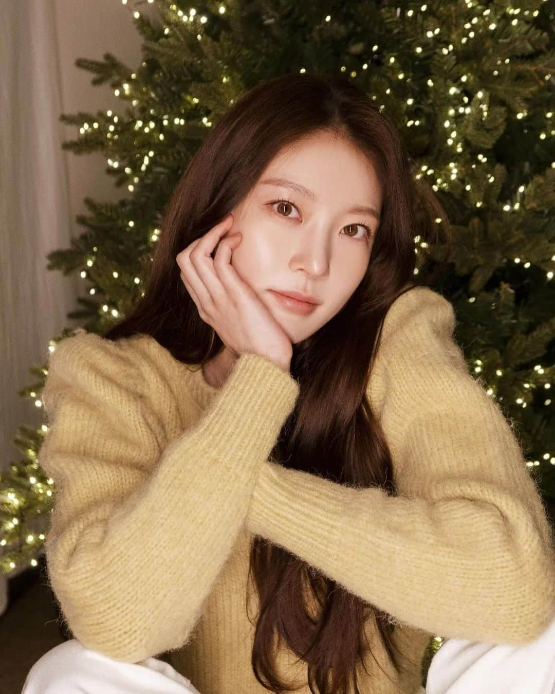 コン・スンヨンさんのインスタグラム写真 - (コン・スンヨンInstagram)「Merry Christmas🎄」12月24日 19時33分 - 0seungyeon