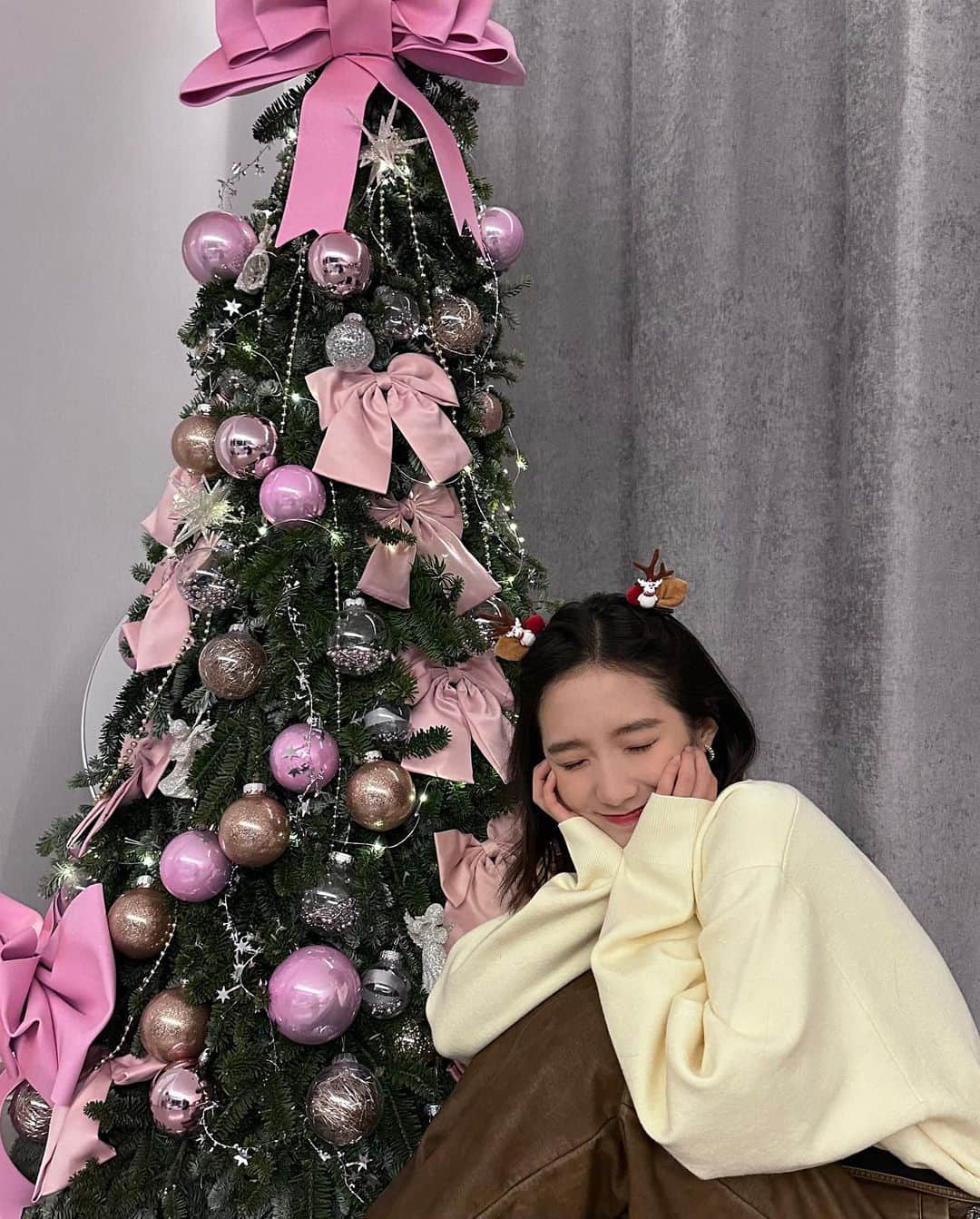 美岐さんのインスタグラム写真 - (美岐Instagram)「🎄🎀✨」12月24日 23時49分 - m.meiqi7