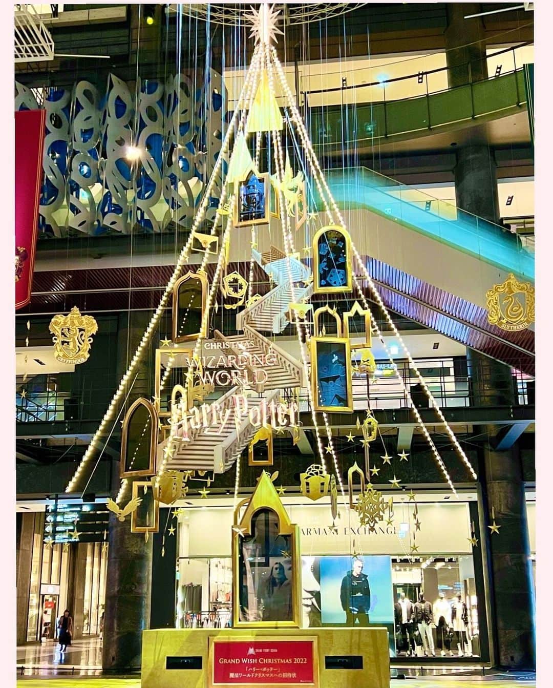 笙乃茅桜さんのインスタグラム写真 - (笙乃茅桜Instagram)「.  ✧*｡🎄𝐌𝐞𝐫𝐫𝐲𝐂𝐡𝐫𝐢𝐬𝐭𝐦𝐚𝐬🎄✧*｡  素敵な1日をお過ごしください🍀」12月25日 13時09分 - shono_chio