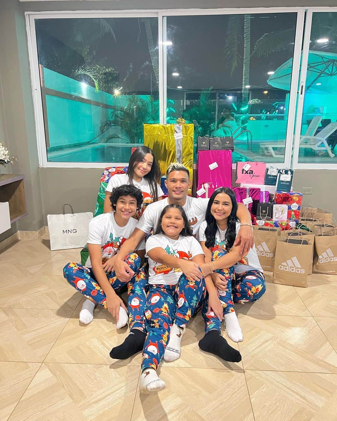 テオフィロ・グティエレスさんのインスタグラム (テオフィロ・グティエレスteogutierrez_)