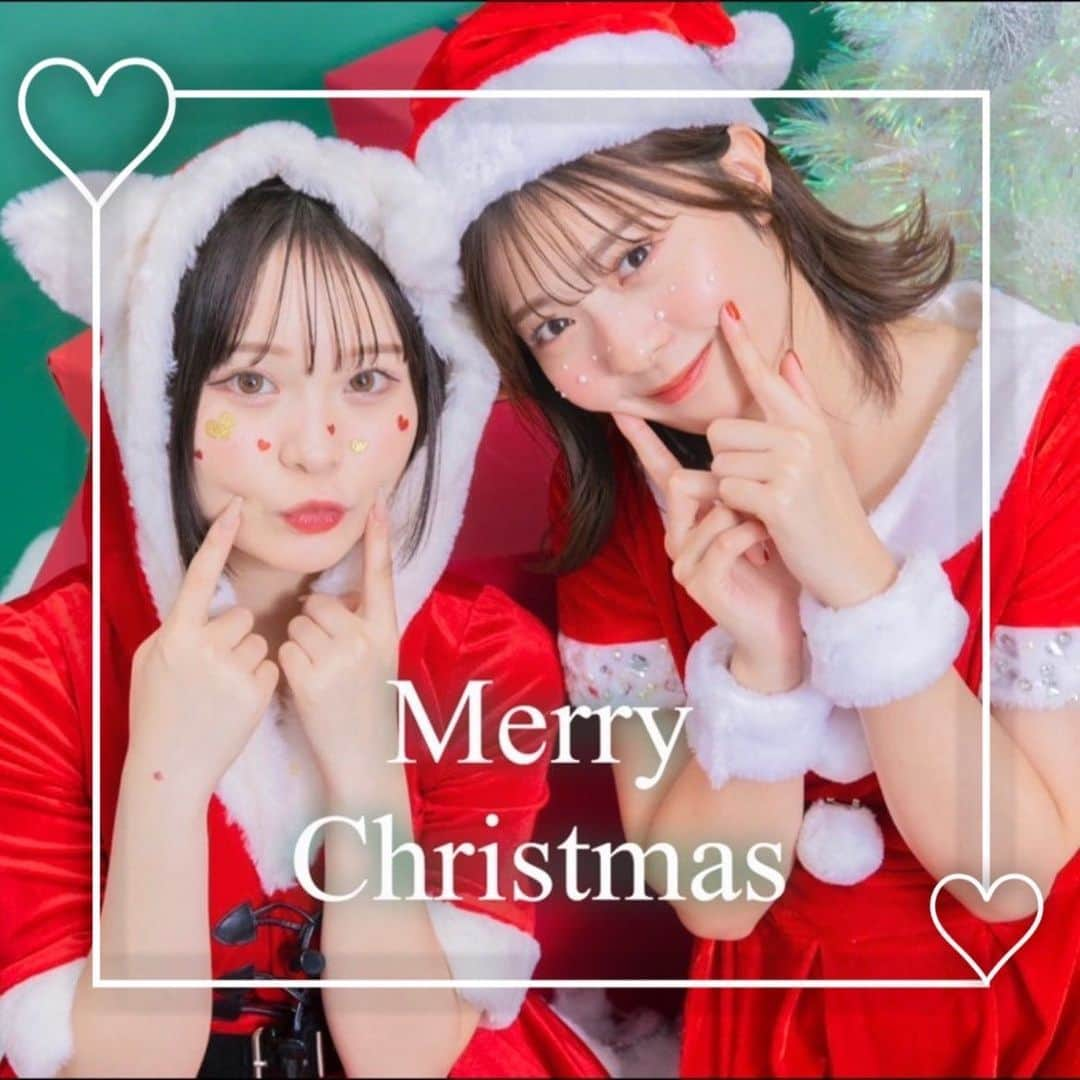 Popteenさんのインスタグラム写真 - (PopteenInstagram)「メリークリスマス🎄 可愛いゆなさくをプレゼント🎁  寒い日が続くけど体調を崩さないように、冬休みを思いっきり楽しんでね〜🫶  #Popteen#POPモデル#ゆなたこ#星乃夢奈#さくてぃん#さくら#ゆなさく#クリスマス#クリスマスプレゼント#クリプレ#サンタコス#冬休み#アザーカット」12月25日 8時41分 - popteen_official