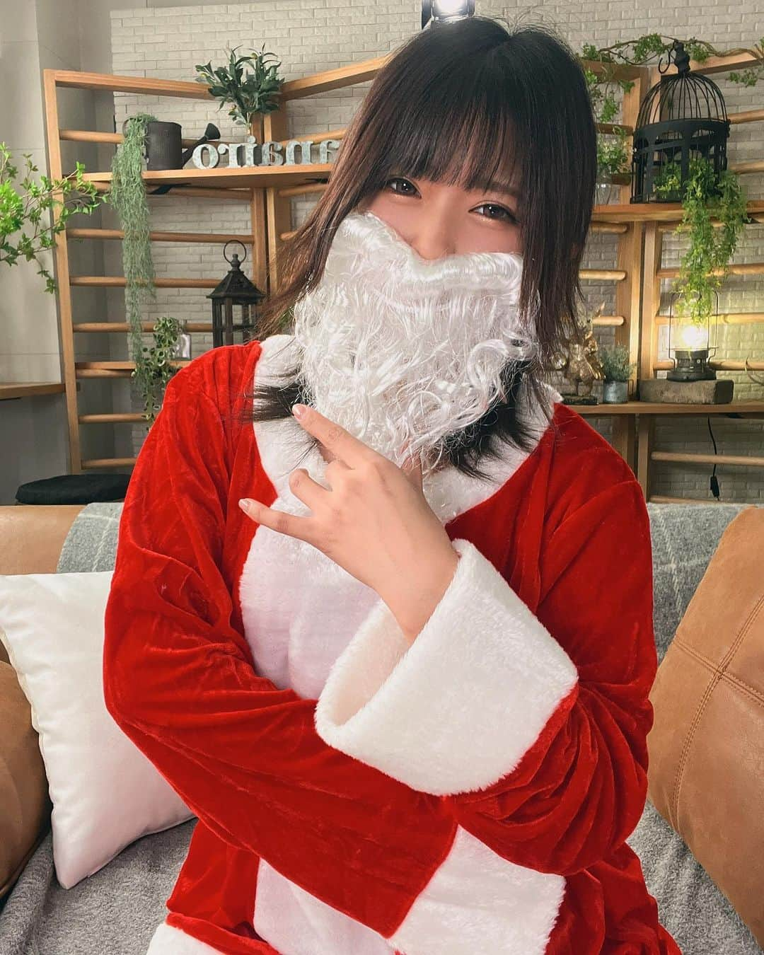 渚みつきのインスタグラム：「ふぉっふぉっふぉっ🎅🏻メリクリじゃ🎄❕  #今日は楽しい  #メリークリスマス」