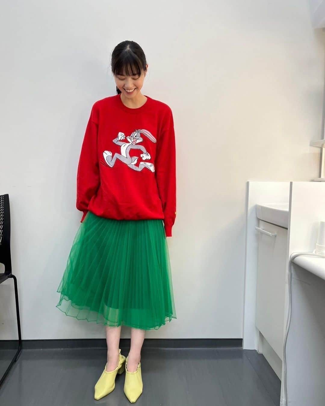 西野七瀬さんのインスタグラム写真 - (西野七瀬Instagram)「そして偶然のクリスマス色🎄🎅🏻」12月25日 21時34分 - nishino.nanase.official