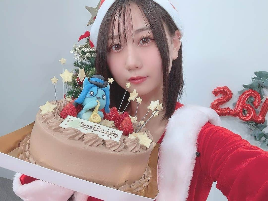 古畑奈和のインスタグラム：「Merry Christmas🎄✨  サンタさんになった〜！」