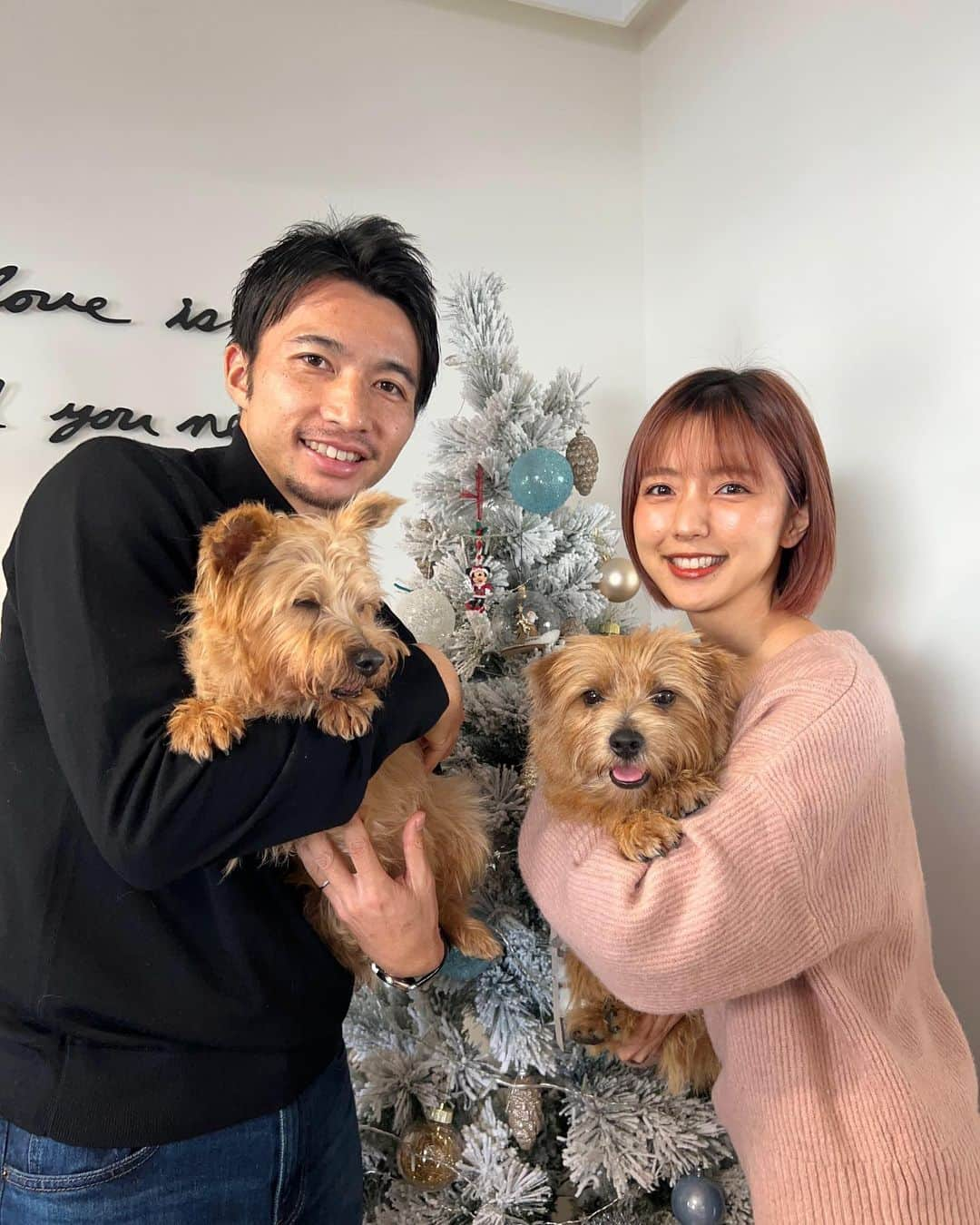 柴崎岳さんのインスタグラム写真 - (柴崎岳Instagram)「. Feliz navidad🎄🐶」12月25日 22時03分 - official_gaku