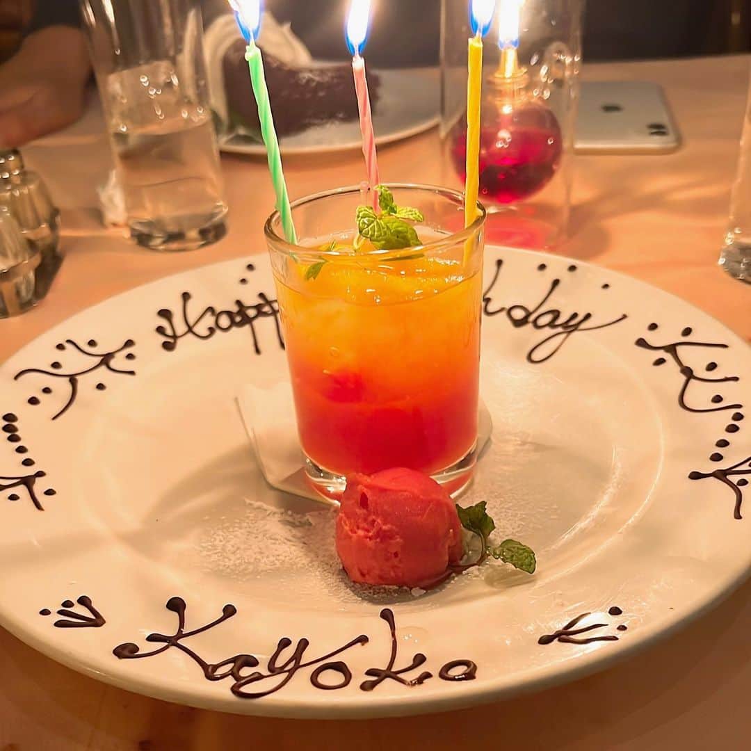 岸本加世子のインスタグラム：「Xmas恒例のアントニオ。」