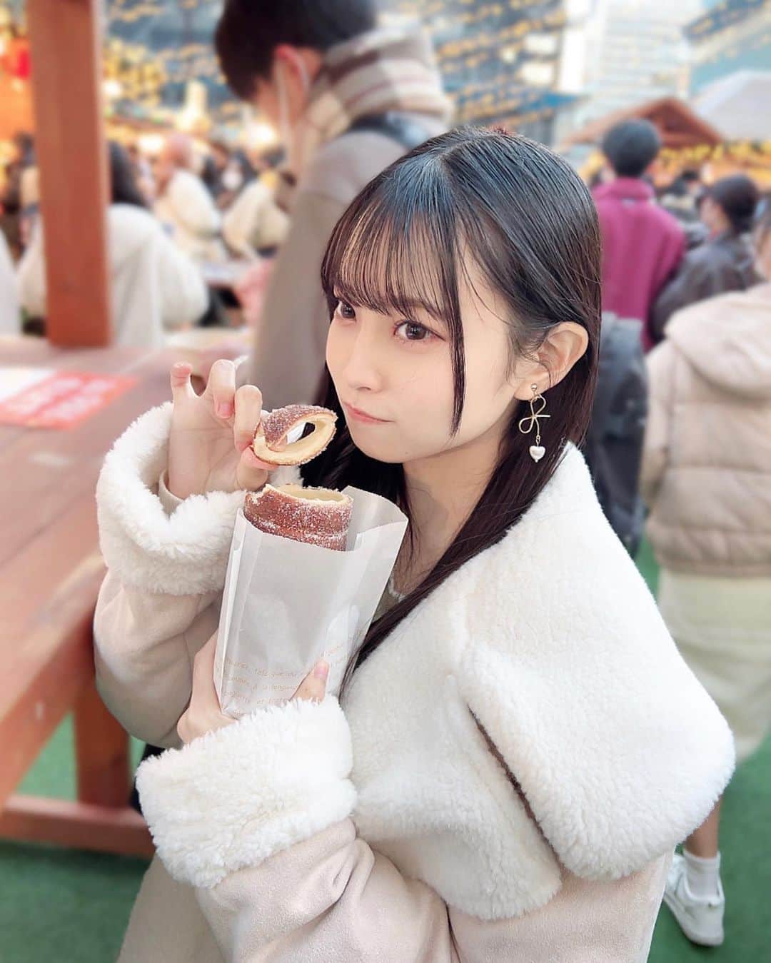竹本くるみのインスタグラム：「冬は美味しい物がたくさん🐇🧁」