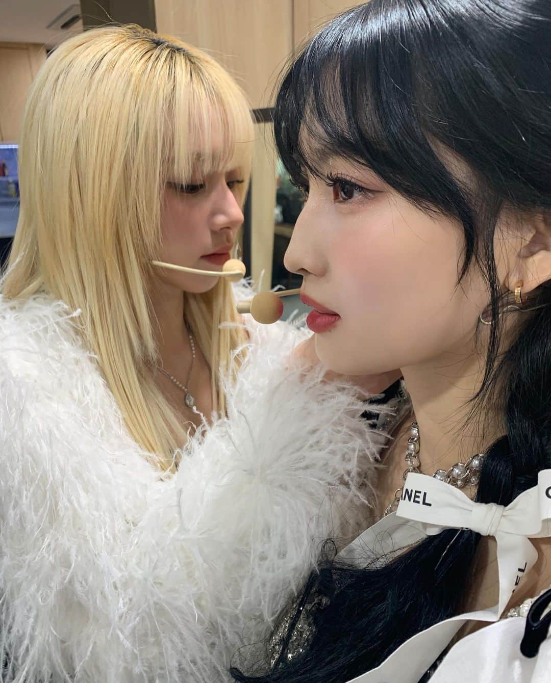 もものインスタグラム：「챙이가 머리드라이랑 수정까지 봐줬당🐅」