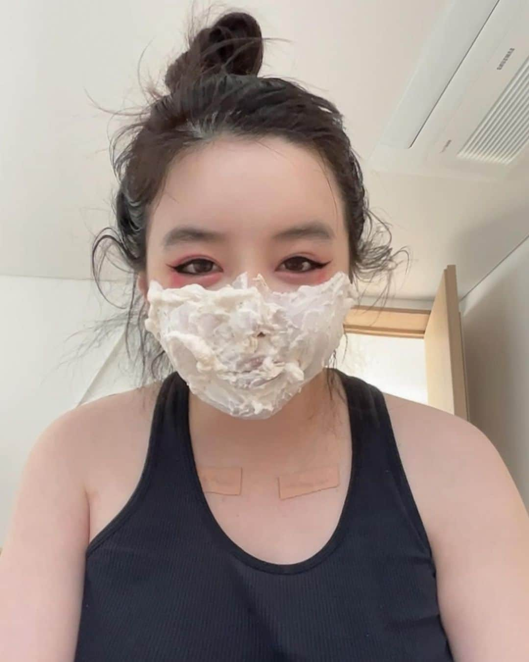 パク・ボムのインスタグラム：「봄이의 비누 팩 세안법 💎💦🧼💦#parkbom #bompark #2ne1 #ぼム #朴春‎ #بارك_بوم #anhyêuem #أحبك」