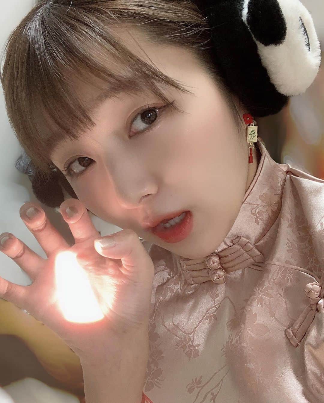 むぎさんのインスタグラム写真 - (むぎInstagram)「チャイナアドバイス #チャイナ服 #🐼 #cosplay #クリスマス」12月25日 15時15分 - mugiusagi