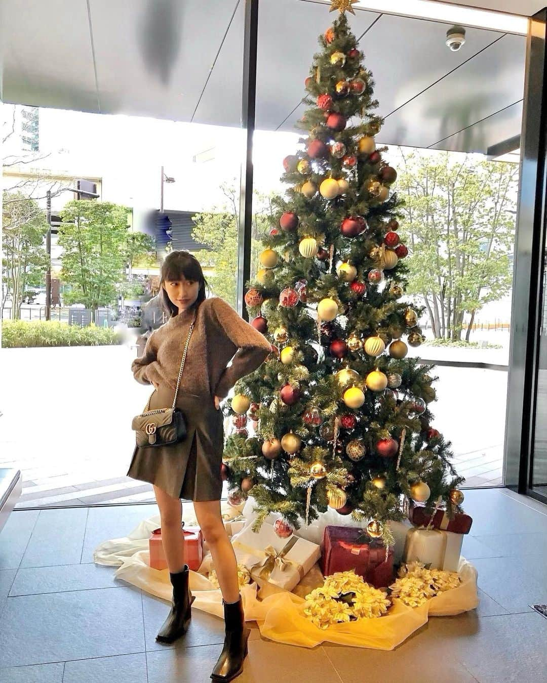 戸高彩菜さんのインスタグラム写真 - (戸高彩菜Instagram)「今年が後1週間しかない😦 #🎄」12月25日 15時41分 - ayanabox