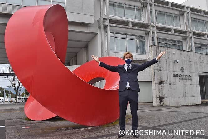 五領淳樹さんのインスタグラム写真 - (五領淳樹Instagram)「先日、僕の地元である霧島市に表敬訪問に行かせていただきました。 お忙しい中、時間を作って頂いた中重市長や市関係者の皆様ありがとうございました🙇‍♂️ 来年は地元のイベントにも積極的に参加出来るようになればいいなと思います☺️ #鹿児島ユナイテッドFC #11 #霧島市 #国分 #地元を盛り上げよう #目指せ観光大使」12月25日 17時26分 - goryo11junki