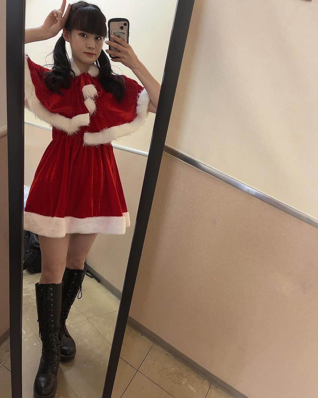 青柳佑芽さんのインスタグラム写真 - (青柳佑芽Instagram)「めりくり！  #クリスマス #アプガ #アイドル #ツインテール #01」12月25日 23時09分 - uugirl_new_yume