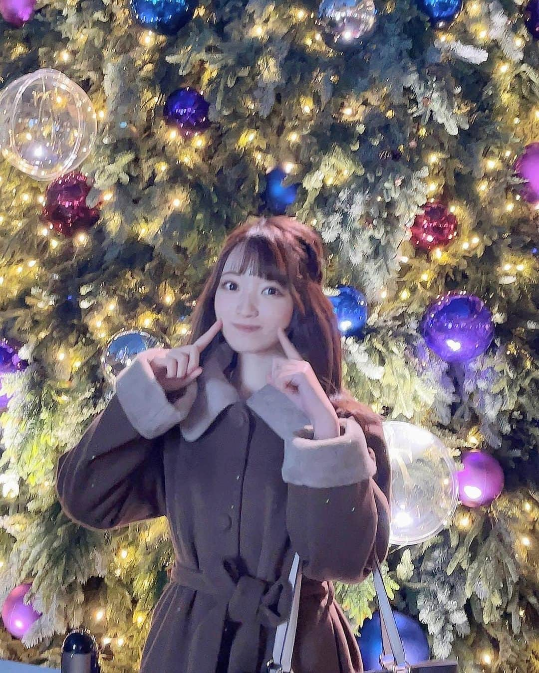 河瀬詩さんのインスタグラム写真 - (河瀬詩Instagram)「・  にこにこ〜 メリークリスマスですね🎄」12月25日 18時28分 - kawase_uta