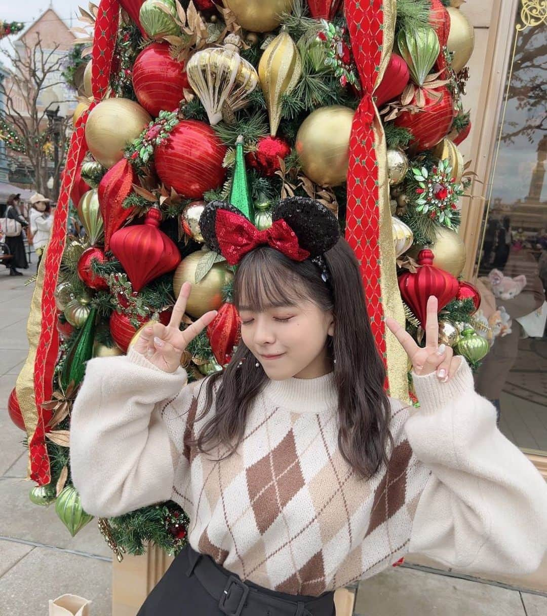 山本琉愛さんのインスタグラム写真 - (山本琉愛Instagram)「. Merry Christmas🎄.*   #メリークリスマス   #クリスマス  #ディズニー」12月25日 19時45分 - yamaru____03