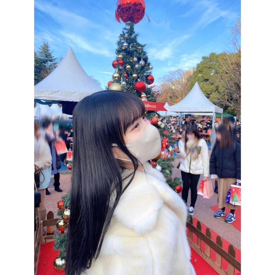 中村麗乃のインスタグラム：「☽ #merrychristmas 🎄💫 #クリスマスマーケット」