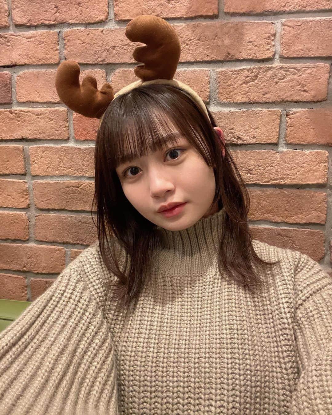 安村真奈のインスタグラム：「Merry Christmas🎄🎅🏻 今年はトナカイでした！♡」