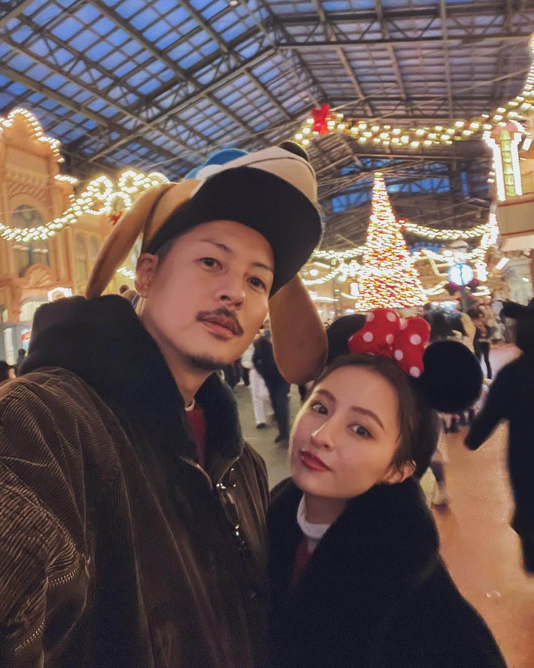 Julia Castroさんのインスタグラム写真 - (Julia CastroInstagram)「Merry Merry Christmas🎁 . #merrychristmas  #christmas  #disneyland  #christmasdisney  #メリークリスマス #素敵なクリスマスを」12月25日 21時16分 - julia.c.0209