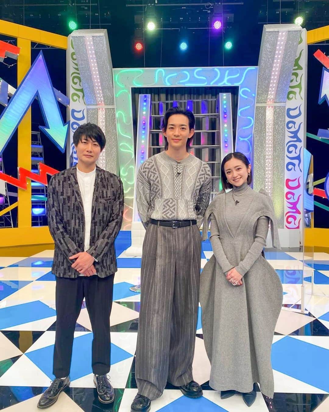 スタンドUPスタートのインスタグラム：「. - ̗̀📣番組出演情報  『 #堂本兄弟 2022Kinki Kids塾25周年SP 』  ＼今夜 𝟚𝟛時 放送～／📺♩   #スタンドUPスタート から   #竜星涼 さん⭐️   #安達祐実 さん⭐️   #戸次重幸 さん⭐️  がご出演します.ᐟ.ᐟ   #安達祐実✖️ #堂本光一　 「家なき子」共演当時のエピソードも…👀🤍  ぜひご覧ください🫶   #スタンドUPスタート  #竜星涼 主演  #安達祐実  #戸次重幸  #堂本兄弟」