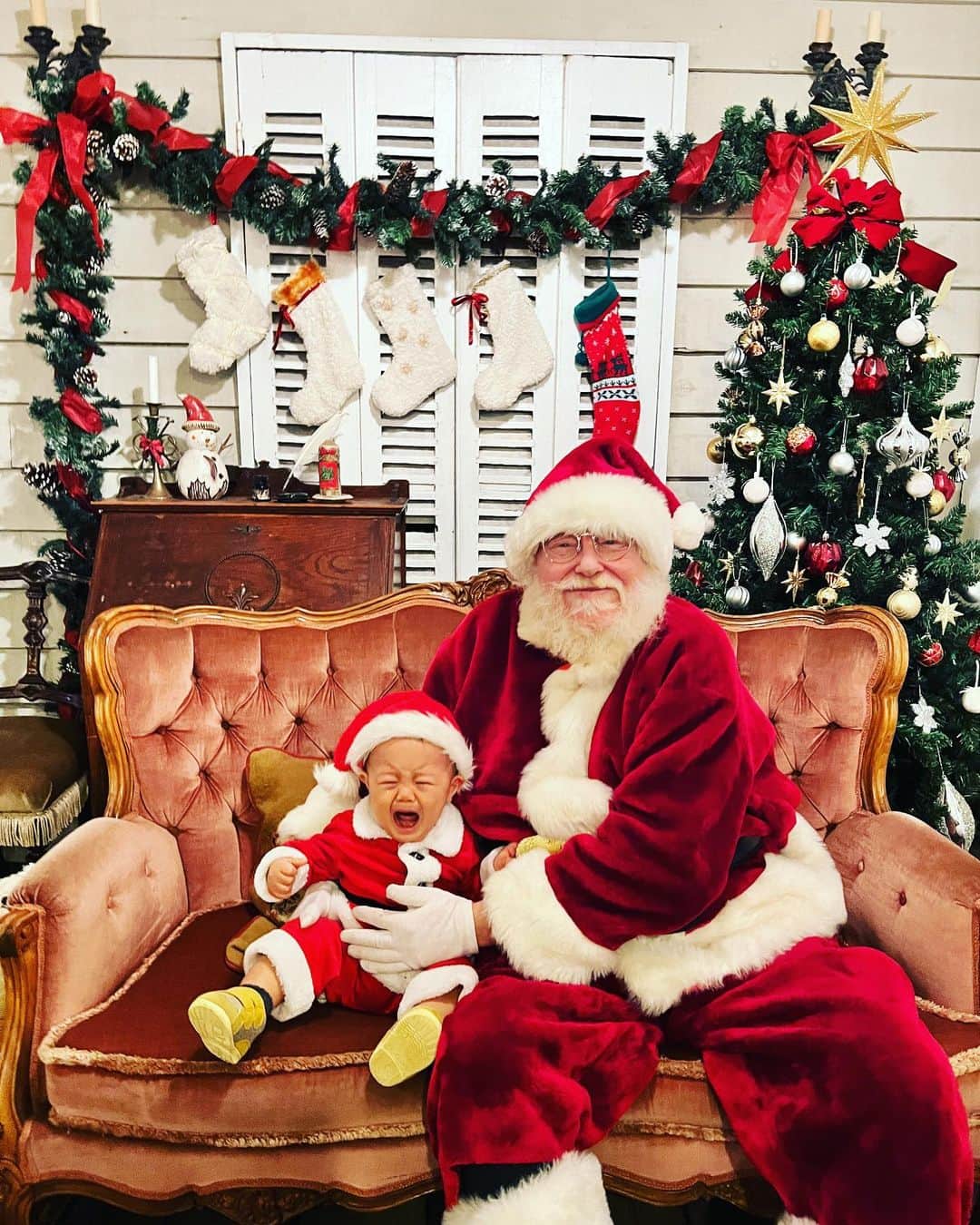 のインスタグラム：「Merry Xmas！ が終わるとやってくる年末感。 #師走」