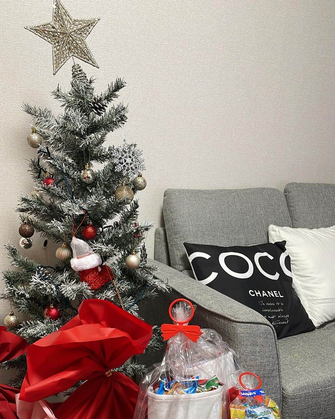 南斗最後のユリアのインスタグラム：「🎄🦌🛷🎅🏻´-⛄️🌟」