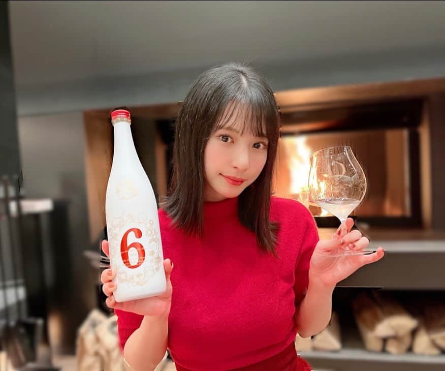 石條遥梨さんのインスタグラム写真 - (石條遥梨Instagram)「🎅🎄🥂💫💫 日本酒で乾杯✨  #Xmas」12月25日 23時24分 - shijoharu