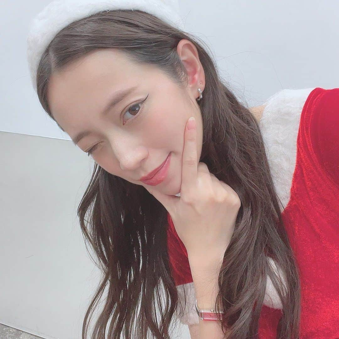 フォンチーさんのインスタグラム写真 - (フォンチーInstagram)「メリークリスマス🎄 ⁡ Merry Christmas🎂 ⁡ Giáng sinh vui vẻ🎅 ⁡ 💝」12月25日 23時43分 - fonchi1216