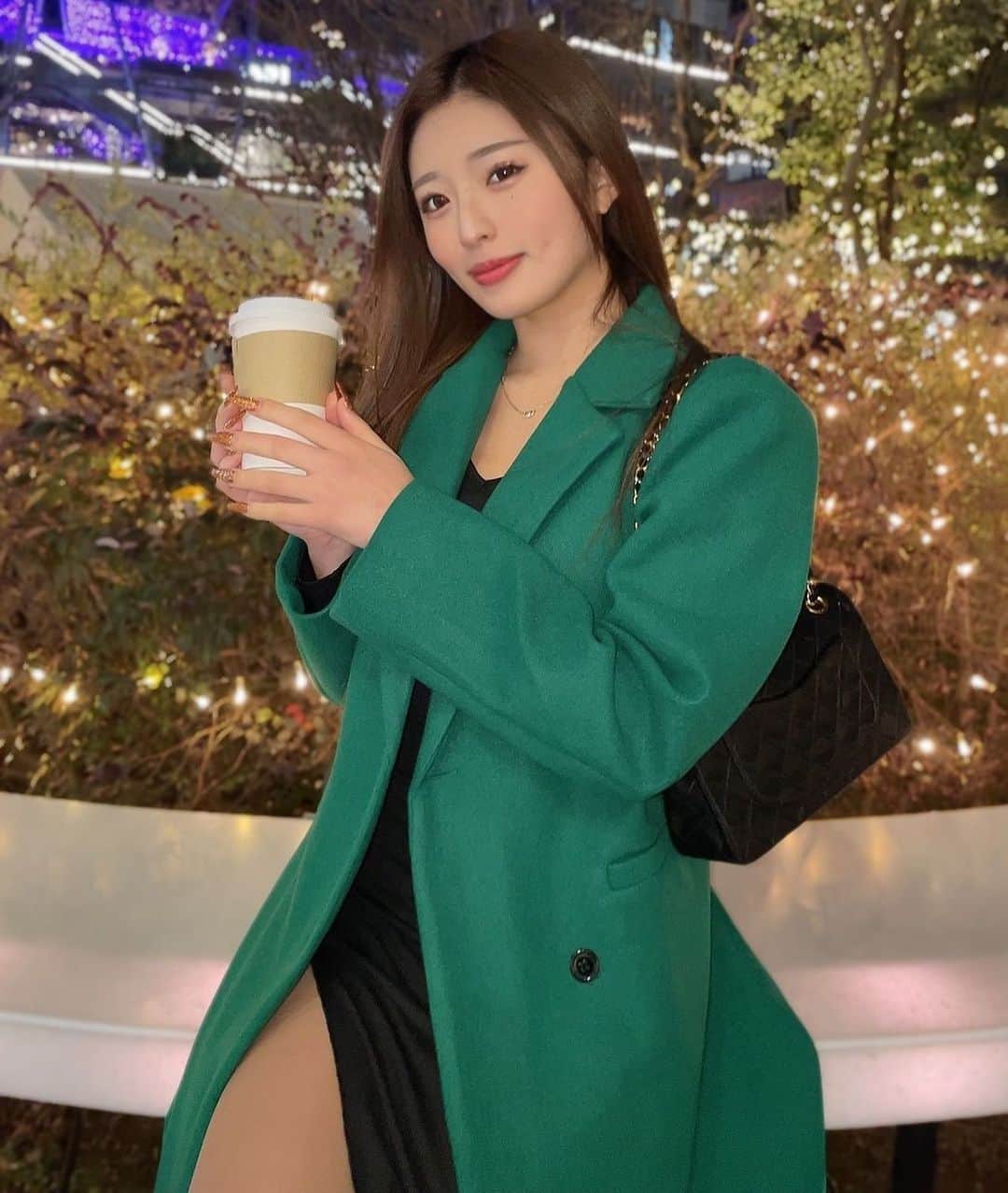 MIYABIのインスタグラム：「明日から年明けまでスケジュール詰め詰め頑張るよ😳✨💚  はぁぁぁ有難い🥺🫰🏻  12/26 （月）15:00〜ボートレース生配信🚤見てね〜💚💚💚  #ボートレース  #サイバージャパン」