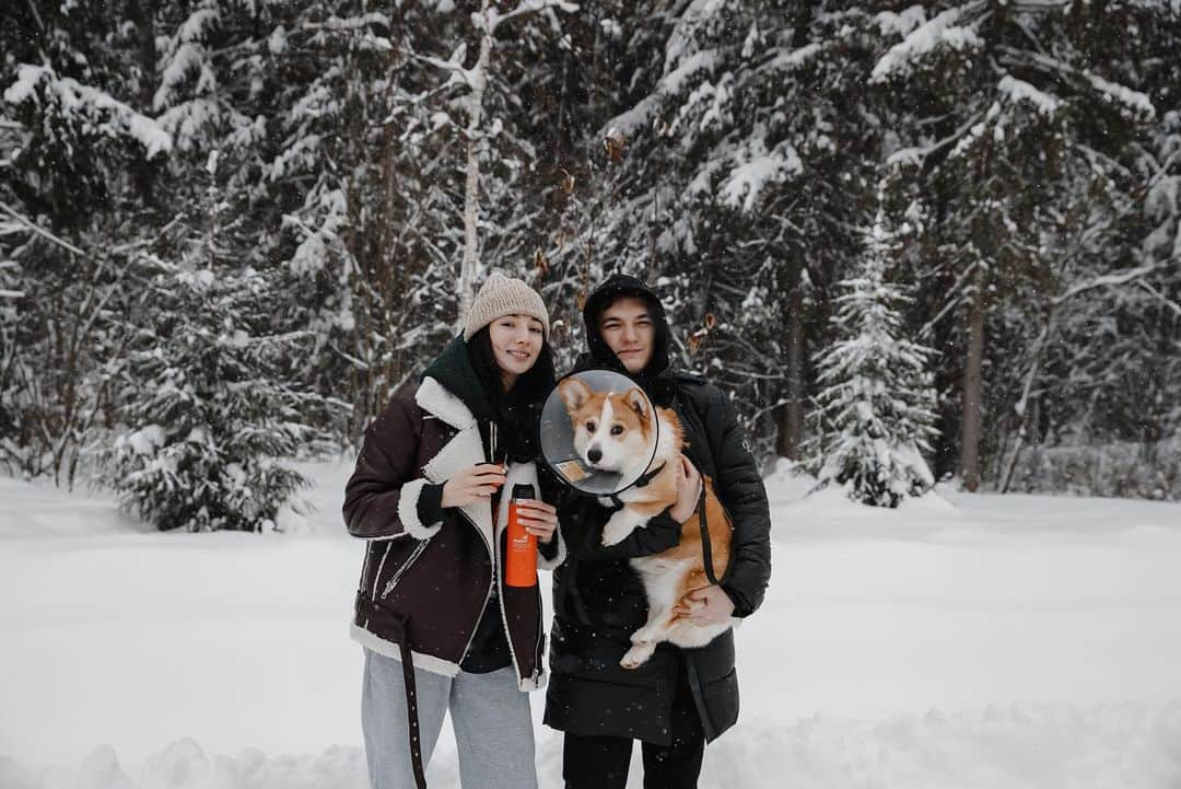 アディアン・ピトキーエフのインスタグラム：「Fam❤️」