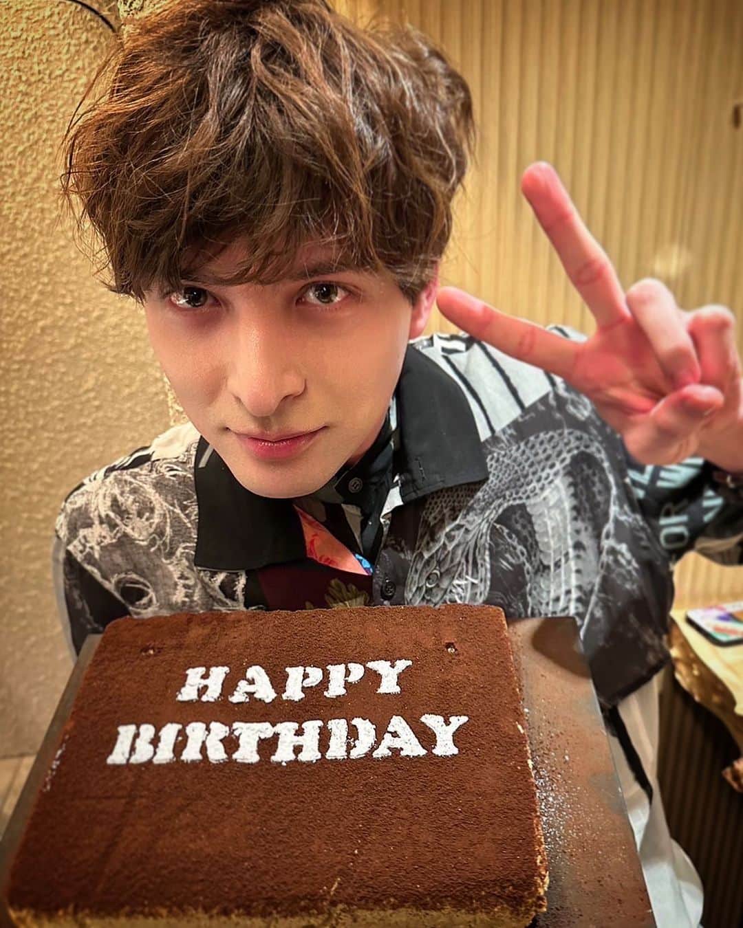城田優のインスタグラム：「Yaaay🎂  #誕生日 #birthday #cumpleaños」